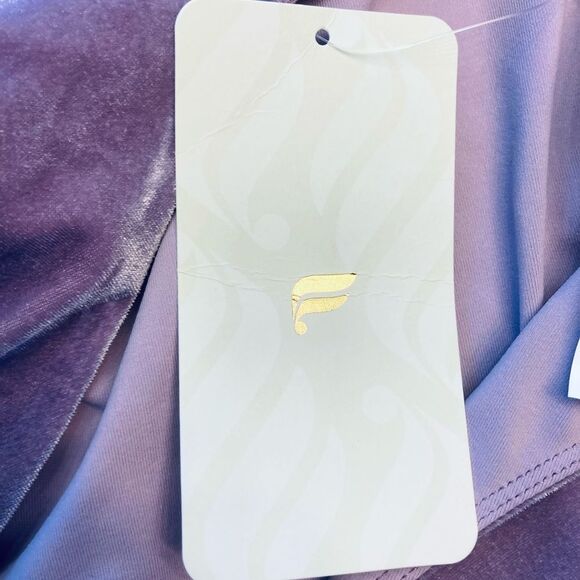 Fabletics Gigi Velour One Shoulder Bodysuit Bright‎ Lilac Size Large 10 NWT - Picture 6 of 9